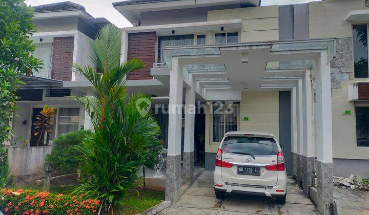 Rumah mewah grand Kawanua disewakan  1