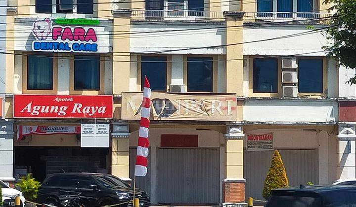 Ruko 10x22 3lt samping Mega mall for Rent  4