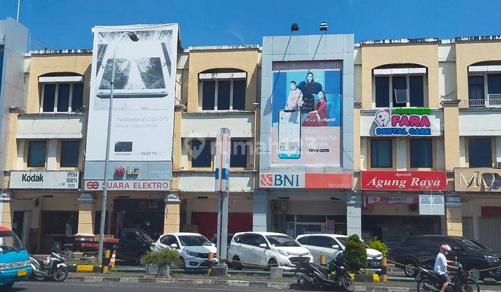 Ruko 10x22 3lt samping Mega mall for Rent  7