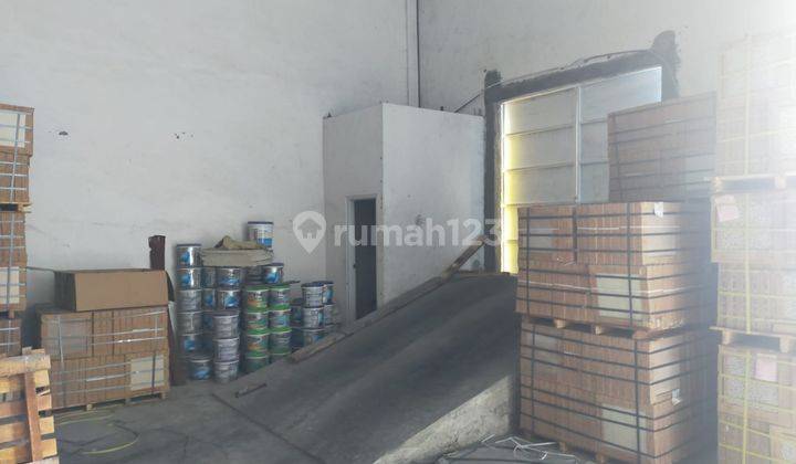 Gudang di Volvo venta maumbi harga murah cocok buat distributor  2