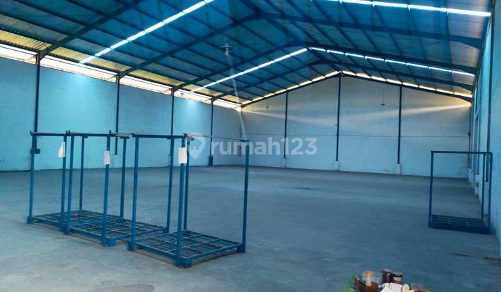 Gudang 400m2 murah di Volvo venta Maumbi 9