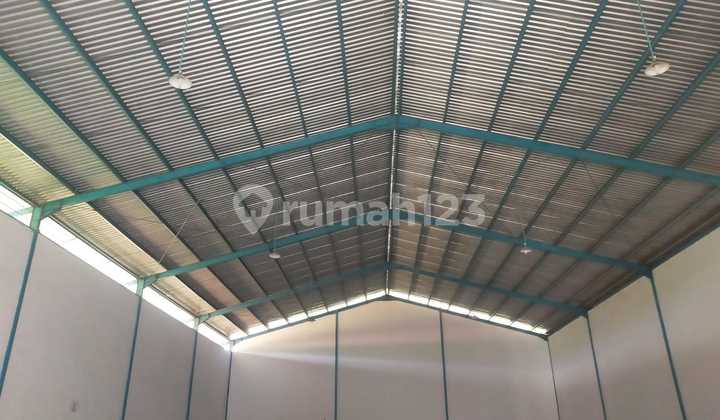 Gudang 1100m2 di kompleks antropolis cocok buat distributor dan Ekspedisi  4