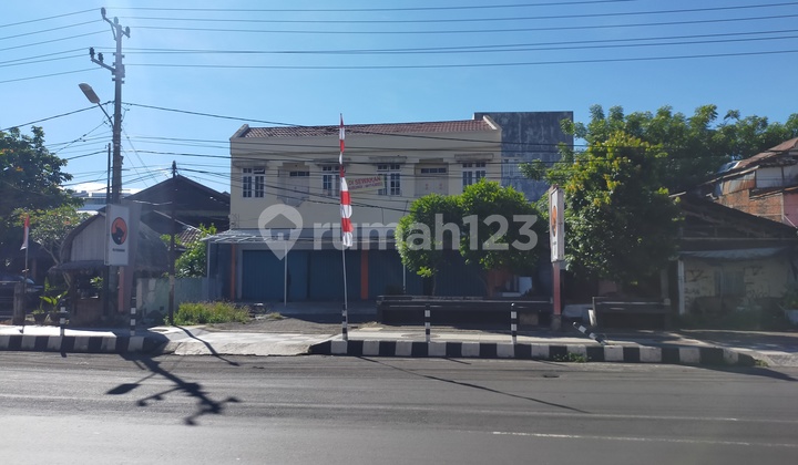 Ruko 15x22 3 LT di samping mall Mega mas disewakan  3