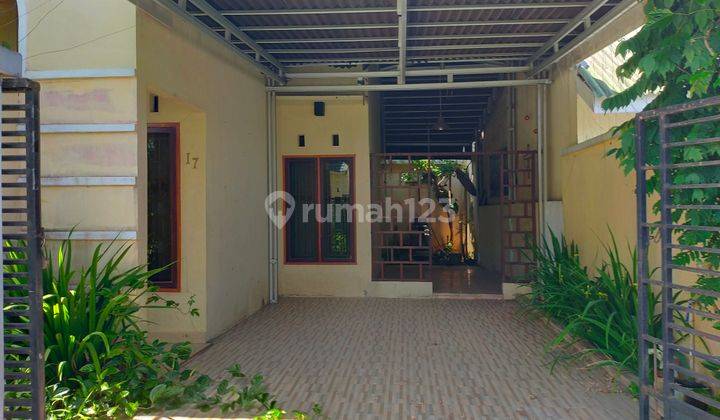 Rumah perum Palm Highland dekat RS Kandow  4