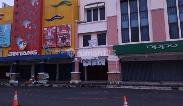 Roko 6x24 3lt mega mas pojok view boulevard  12