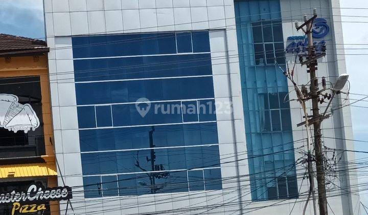 Ruko 10x20 3lt depan mega mas jl piere tendean boulevard  6