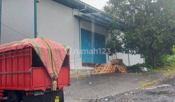 Gudang 552m2 di maumbi disewakan cocok buat distributor  cargo  3