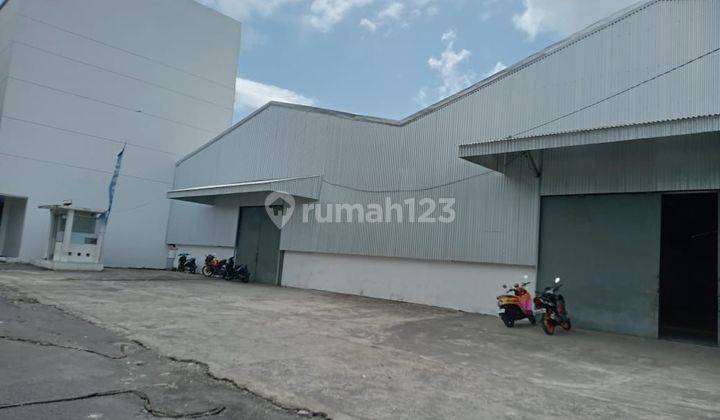 Gudang di Bitung dekat pelabuhan cocok buat distributor kargo  2