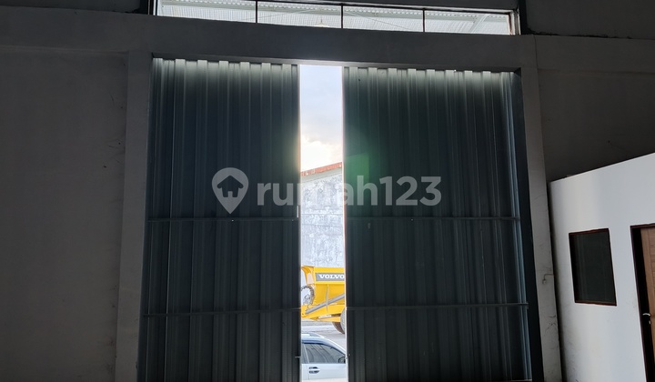 Gudang 596m2 Di Watutumou Cocok Buat Ekpedisi Cargo Logistik