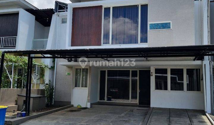 Disewakan Rumah Mewah Di Royal Grand Kawanua Furnis Lengkap  1