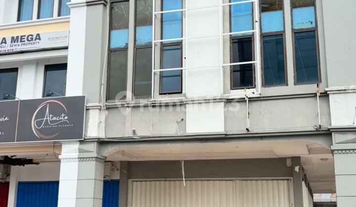 Rent a Ruko Mega Mas Facing the Boulevard, Suitable for Office and Business