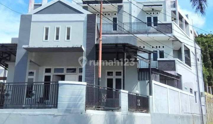 Rumah mewah di perum karisma Ronomuut harga murah  1