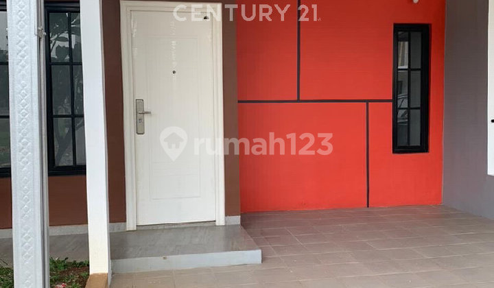 Rumah Minimalis Modern dengan Kolam Renang di Kota Bekasi S9353 2