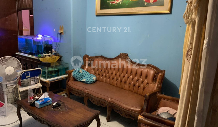 Rumah 2 Lantai Lokasi Strategis di Rawamangun S8024
