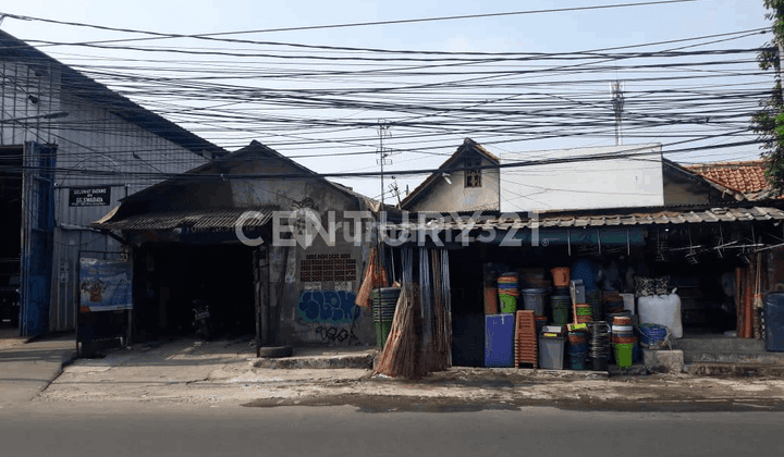 Bangunan Strategis Di Jalan Utama Di Pondok Gede Jak Tim S7552 2