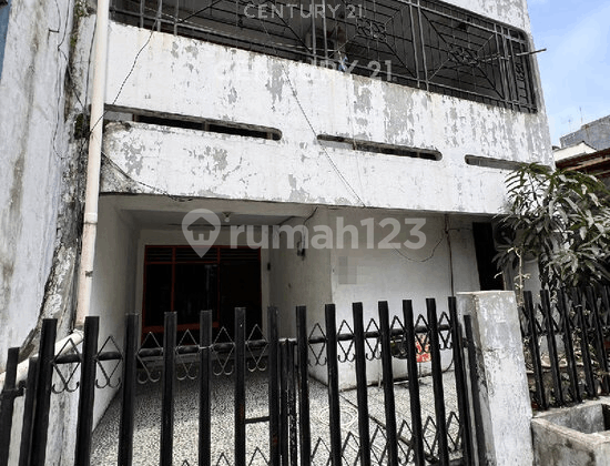 Rumah Pinggir Jalan Raya di Pademangan Jakarta Utara S9519 Rumah Pinggir Jalan Raya di Pademangan Jakarta Utara S9519