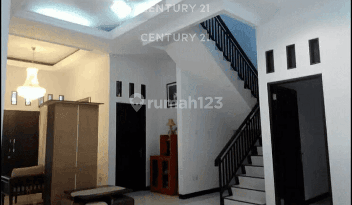 Rumah 2 Lantai Dekat Rumah Sakit Di Pondok Kelapa R1728 2