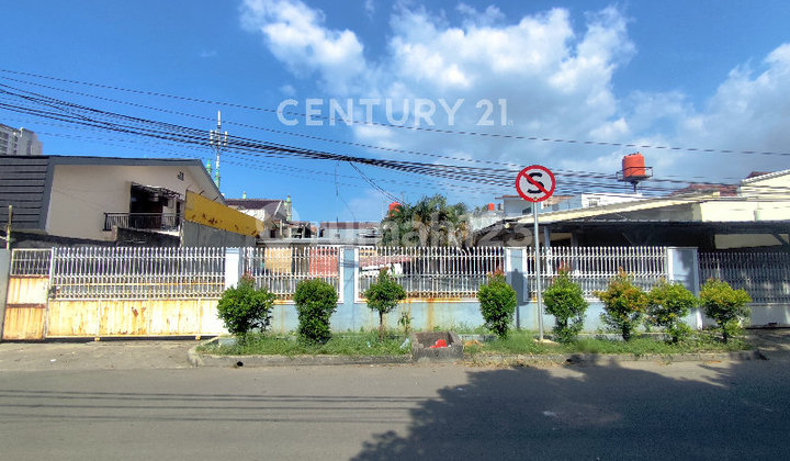 Kos House 8 Rooms Large Yard in Kayu Mas East Jakarta S9591 2