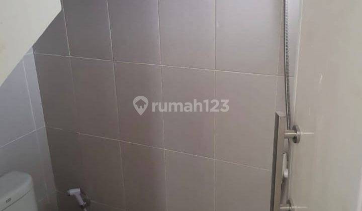 Rumah 2 Lantai Dekat Tol Di Perum Cimuning Royal Residence R1921 2