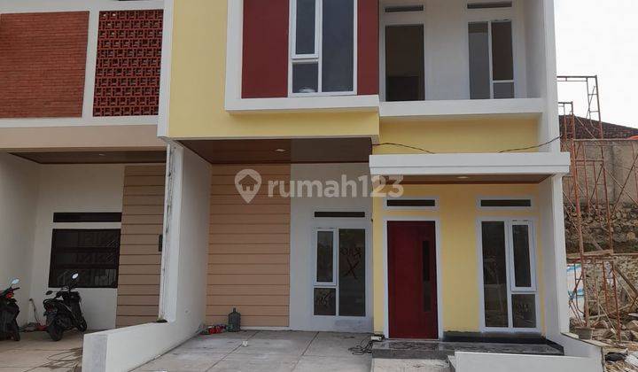 RUMAH MURAH 2 LANTAI DI GANG PU 1