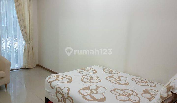 Di Jual Apartment 2+1BR Casa Residence Luas 80 Furnished Bagus 2