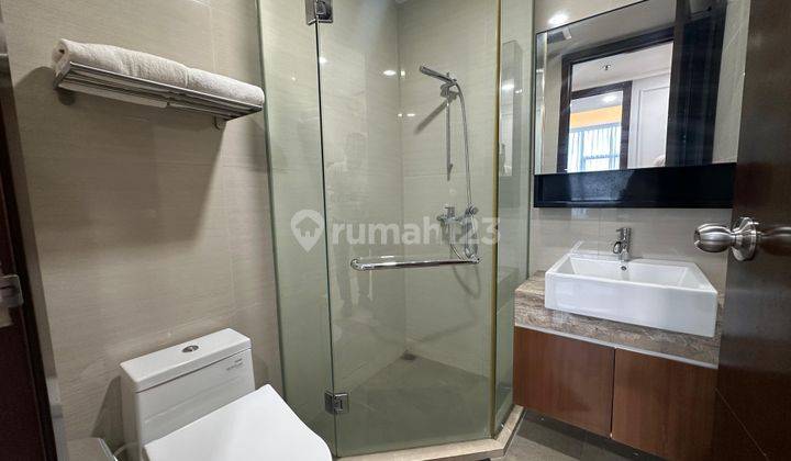 Harian Bulanan Tahunan Apartemen 3 BR Lantai Rendah Good Interior 2