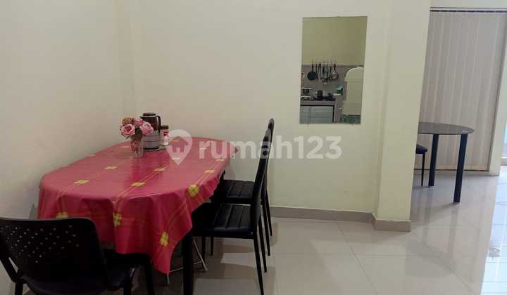 Di jual rumah bagus dekat summarecon bekasi luas 200m2 pinggir jalan 2