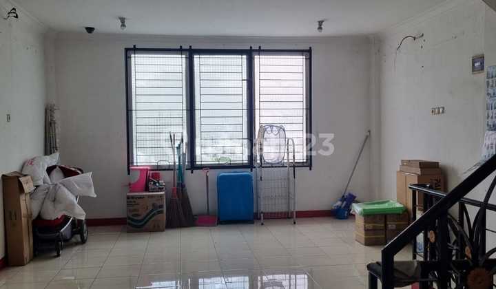 Dijual dan di sewa  Ruko 3 lantai  Aralia  Harapan Indah Bekasi