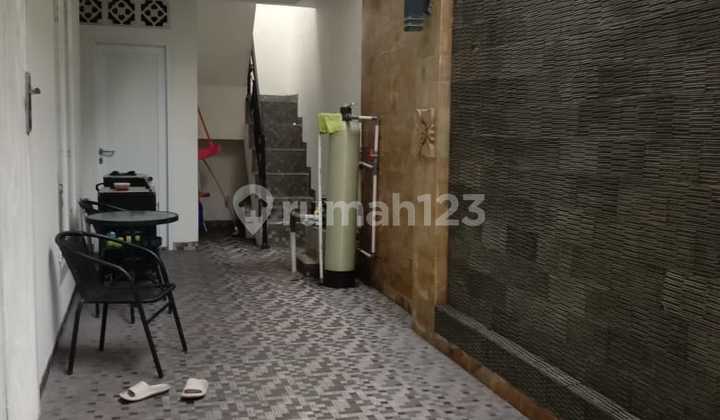 Dijual Rumah mewah 2 lantai di Harapan Indah Bekasi 2