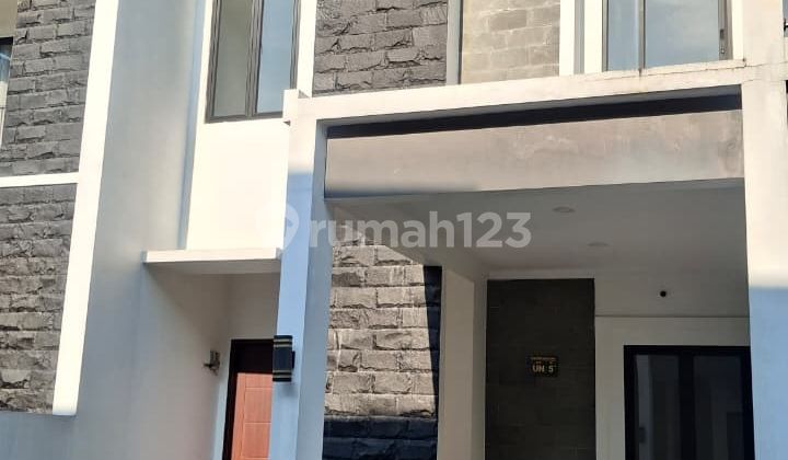 For Quick Sale: 2-Story House in Unicorn Cluster, Mutiara Gading City, Fully Renovated For Quick Sale: 2-Story House in Unicorn Cluster, Mutiara Gading City, Fully Renovated
