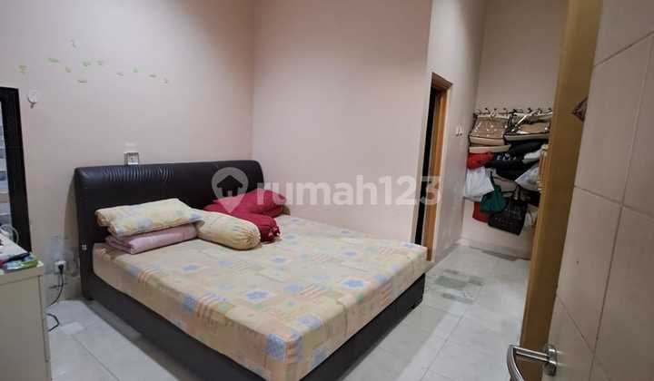 Dijual Rumah Semi Furnished di Cluster Ifolia Harapan Indah Bekasi 1