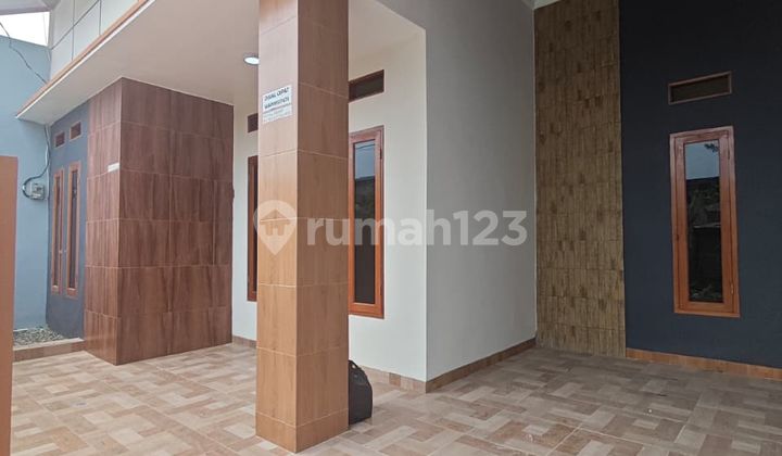 Dijual rumah cantik baru Siap Huni Hoek di Griya Asri  Bekasi  1