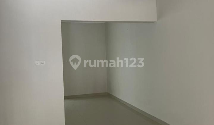 Disewakan rumah cantik full renovasi semi furnished di neo vasana harapan indah Bekasi 2