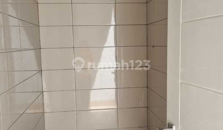 DiJual dan Sewa Rumah bagus Siap huni. Baru saja selesai Renov.  Cluster Asera One West. Harapan indah 2 Bekasi.