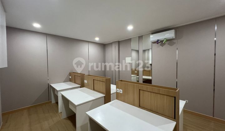  Dijual / Disewakan Ruko Gandeng Full Furnished 99% Baru  Gading SOHO Sedayu Kelapa Gading Jakarta Utara 