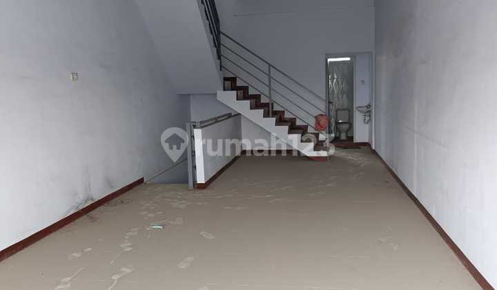 Dijual Cepat 4 Ruko Gandeng,  3 lantai di daerah Pusaka Rakyat ... Sangat Cocok untuk usaha ekspedisi , untuk gudang atau usaha  lain nya...