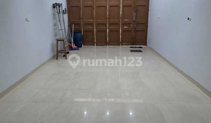 Dijual Cepat Ruko Bagus & Mewah 3LT baru full renovasi total, siap usaha di daerah jalan raya Pejuang Dijual Cepat Ruko Bagus & Mewah 3LT baru full renovasi total, siap usaha di daerah jalan raya Pejuang