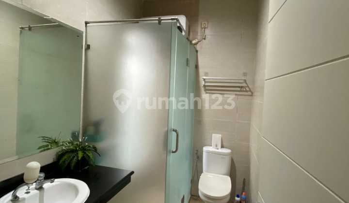 DIJUAL Rumah Cantik 2LT Fully Furnished di cluster Adara Harapan Indah 2  2