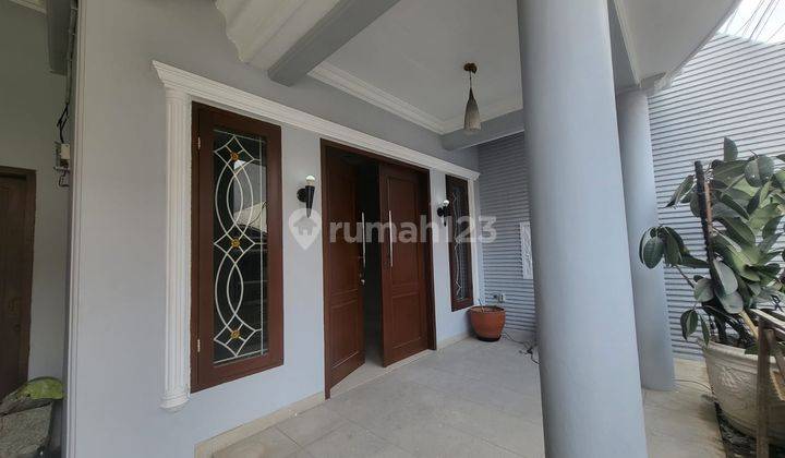 Rumah 2 Lantai Baru Renov Siap Huni Harga Bu Di Cipete Selatan 1