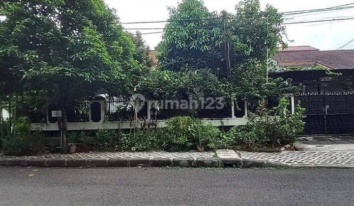 Rumah Hitung Tanah Harga Bu Posisi Hoek Dekat Senopati Scbd 1