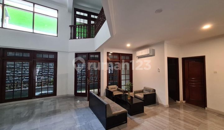 Rumah bsa utk kantor jl Melawai Sampit Sambas dkt MRT Blok M Rumah bsa utk kantor jl Melawai Sampit Sambas dkt MRT Blok M