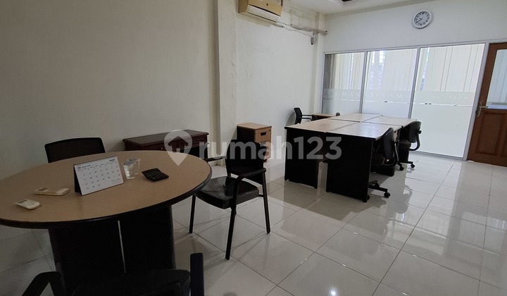 3.5 STORY RUKO ON SURYO WOLTER MONGINSIDI STREET NEAR SENOPATI SCBD 2