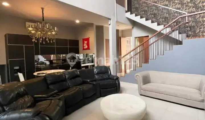 RUMAH MODERN SIAP HUNI FURNISHED DLM TOWNHOUSE DI BANGKA MAMPANG 1