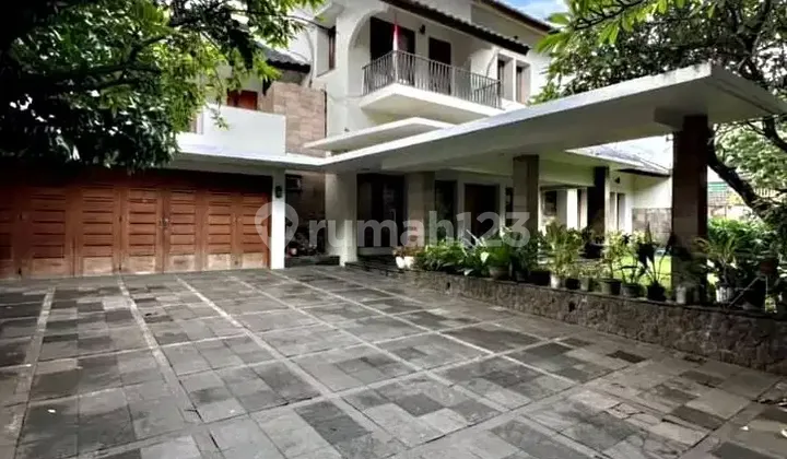 Ready-to-Occupy House on Brawijaya Street, Dharmawangsa, Prapanca, Wijaya Ready-to-Occupy House on Brawijaya Street, Dharmawangsa, Prapanca, Wijaya