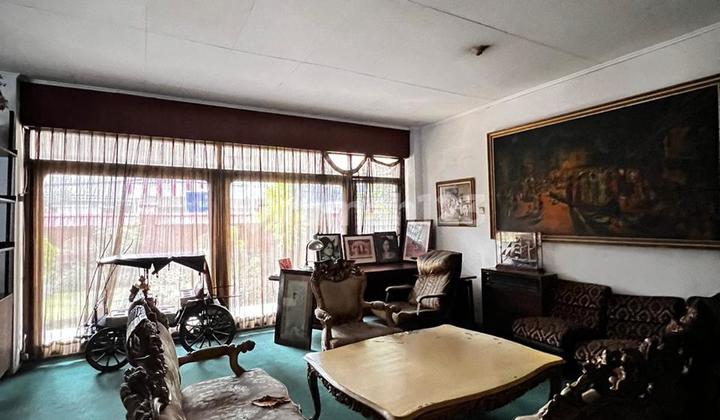 RUMAH LAMA UTK USAHA KLINIK RESTO KANTOR JL CIKINI MENTENG 2