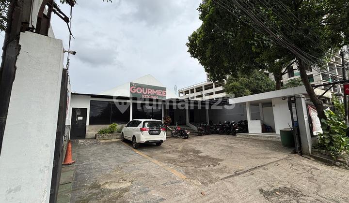 Dijual MURAH Ruang Usaha di Jl Raya Serpong BSD dekat MCD sunburst 