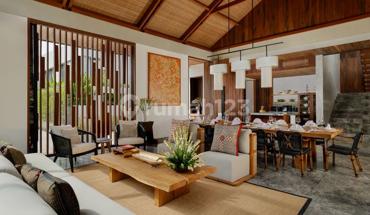 Brand New 7Bedroom Family Villa Luxury di Canggu Bali