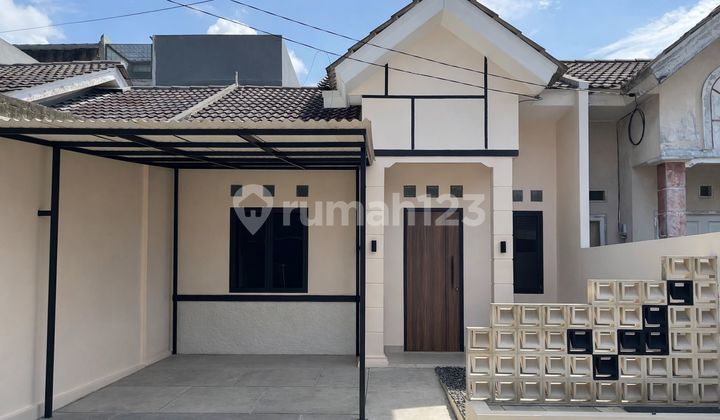 New House on Raya Legok, Only 5 Minutes to Gading Serpong, Eligible for Mortgage. New House on Raya Legok, Only 5 Minutes to Gading Serpong, Eligible for Mortgage.