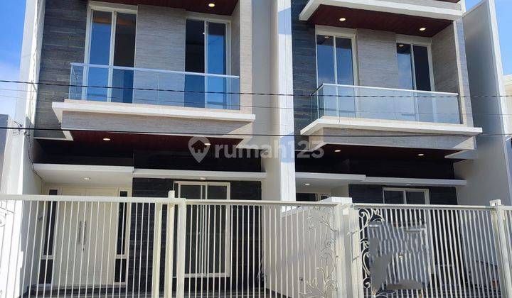 Rumah Modern Minimalis 2 Lantai dekat Merr, ITS, Unair 1