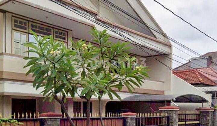 Rumah Area Komersial, Lokasi Ciamiiiiik di Darmo Permai, Surabaya 2